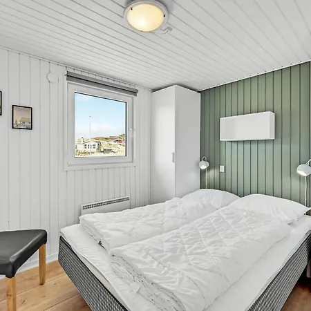 Lovely Home In Ringkobing With Wifi Sondervig