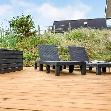 Gorgeous Home In Ringkobing With Sauna