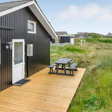 Gorgeous Home In Ringkobing With Sauna * 링쾨빙
